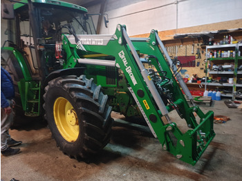 Čelní nakladač pro traktor METAL-TECHNIK