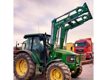 Čelní nakladač pro traktor METAL-TECHNIK