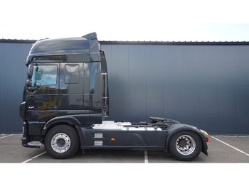 Tahač DAF XF 530