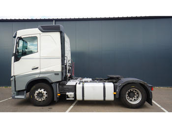 Tahač VOLVO FH 420