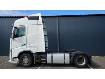 Tahač VOLVO FH 460
