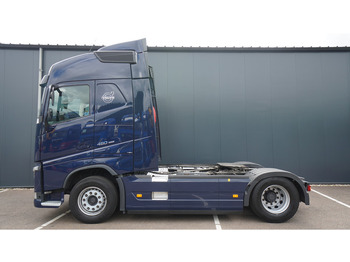 Tahač VOLVO FH 460