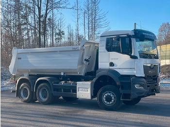 Sklápěč MAN TGS 33.440