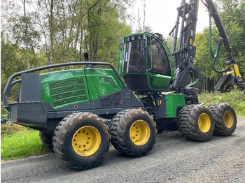 Harvestor JOHN DEERE