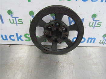 Motor a díly SCANIA P