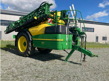 Postřikovač JOHN DEERE