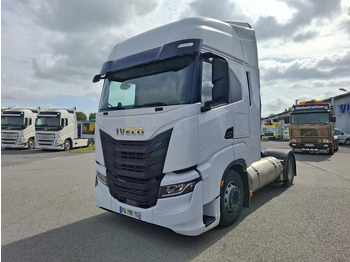 Tahač IVECO S-WAY