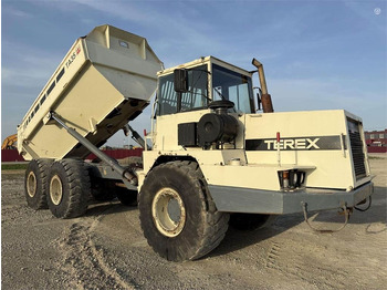 Kloubový sklápěč TEREX