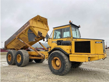 Kloubový sklápěč VOLVO A25C