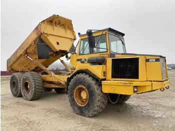 Kloubový sklápěč VOLVO A25C