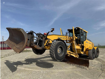 Volvo G976 6x6 Canada made  leasing Volvo G976 6x6 Canada made: obrázek 1