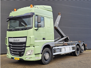 Hákový nosič kontejnerů DAF XF 460