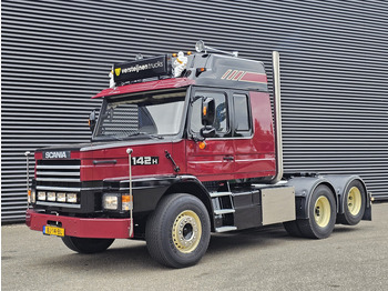 Tahač SCANIA T142