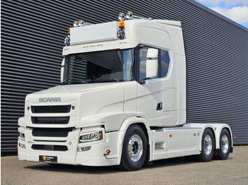Tahač SCANIA T