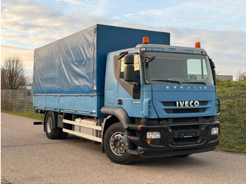 Plachtový nákladní auto IVECO Stralis