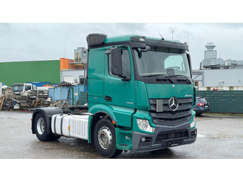 Tahač MERCEDES-BENZ