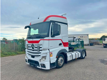 Tahač MERCEDES-BENZ