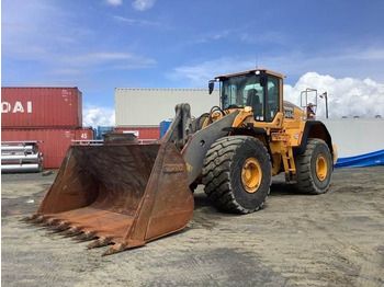 Kolový nakladač VOLVO L220H