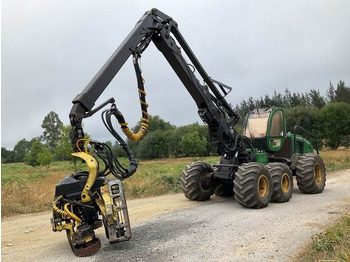Harvestor JOHN DEERE