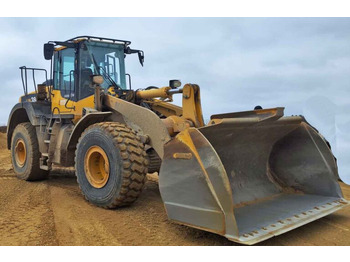 Nakladač KOMATSU WA380-8
