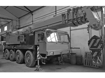 Autojeřáb LIEBHERR LTM 1070