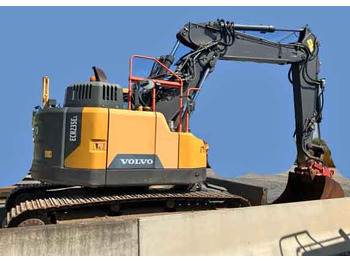 Rýpadlo VOLVO ECR235
