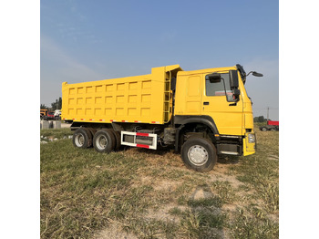 Sklápěč SINOTRUK HOWO