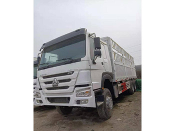 Nákladní automobil valníkový/ Plošinový SINOTRUK HOWO