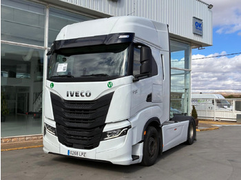 Tahač IVECO S-WAY