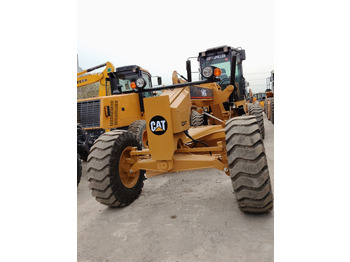 Grejdr CATERPILLAR 140H