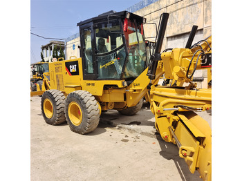 Grejdr CATERPILLAR 140H