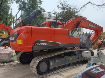 Pásové rýpadlo DOOSAN DX225LCA