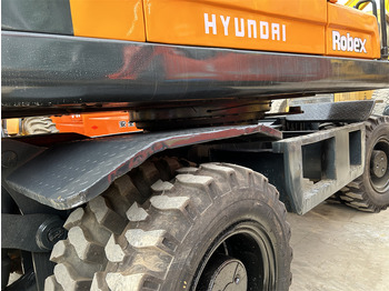 Kolesové rýpadlo HYUNDAI 210W-9 210W - 9T 9S: obrázek 4