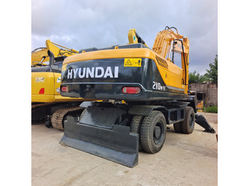 Kolesové rýpadlo HYUNDAI