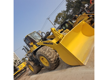 Kolový nakladač KOMATSU WA470
