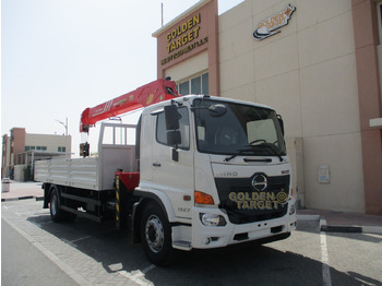 Auto s hydraulickou rukou HINO