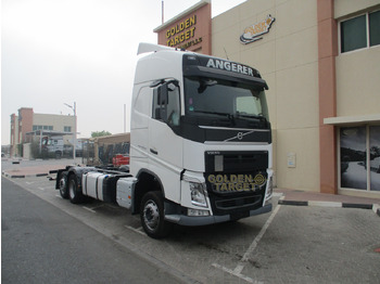 Podvozek s kabinou VOLVO FH 460