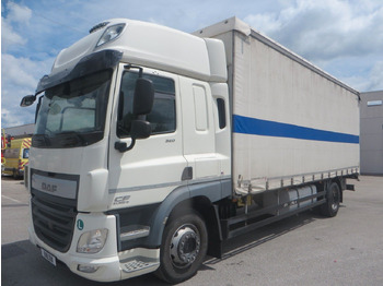 Plachtový nákladní auto DAF CF 320