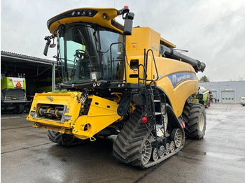 Sklízecí mlátička New Holland CR 9.90: obrázek 3