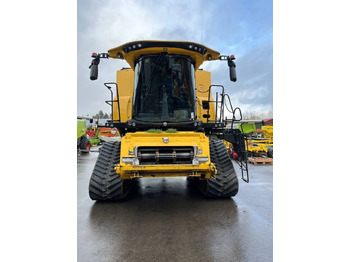 Sklízecí mlátička New Holland CR 9.90: obrázek 2