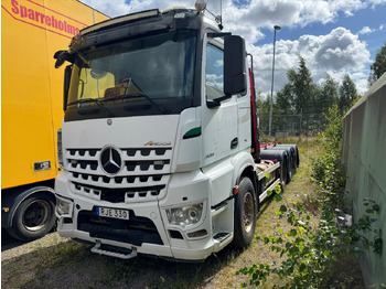 Hákový nosič kontejnerů MERCEDES-BENZ Arocs