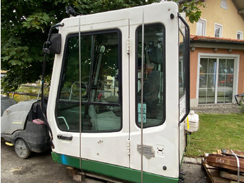 Kabina LIEBHERR