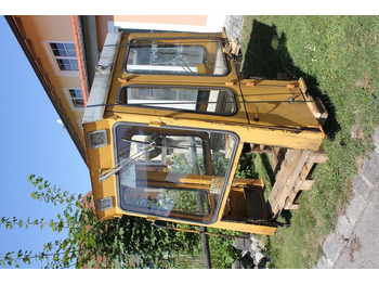 Kabina LIEBHERR