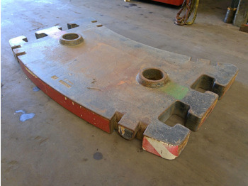 Protizávaží pro Autojeřáb Grove GMK 5130-1/2 counterweight 5,0 ton: obrázek 4 Protizávaží pro Autojeřáb Grove GMK 5130-1/2 counterweight 5,0 ton: obrázek 4