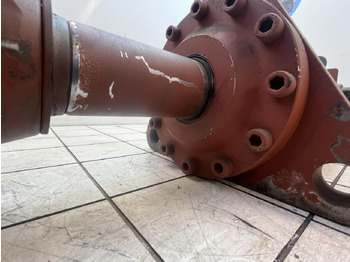 Hydraulický válec pro Autojeřáb Grove GMK counterweight cylinder: obrázek 5
