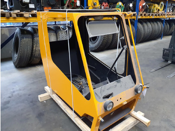 Kabina pro Autojeřáb Krupp KMK 5100 upper cabin: obrázek 2 Kabina pro Autojeřáb Krupp KMK 5100 upper cabin: obrázek 2