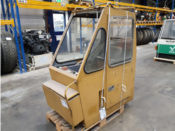 Kabina LIEBHERR
