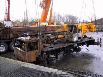 Univerzální autojeřáb LIEBHERR LTM 1045