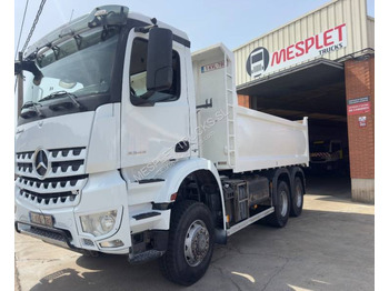 Sklápěč MERCEDES-BENZ Arocs 3345