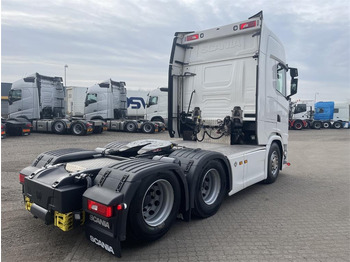 Tahač Scania S660 A 6x2 NB 2950: obrázek 2